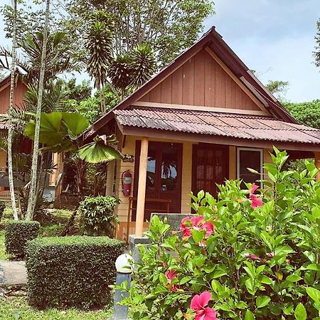 Koh Mook Resort Ngoại thất bức ảnh